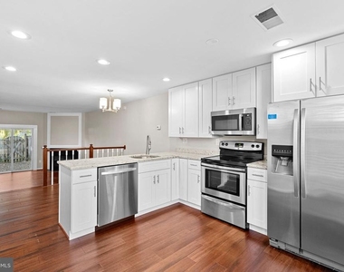 2110 Whisperwood Glen Lane - Photo Thumbnail 1