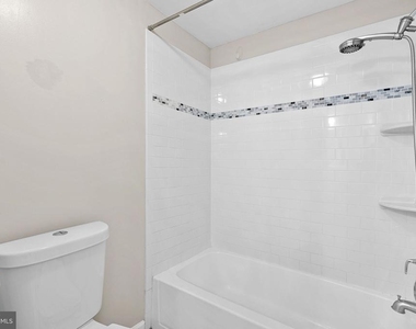 2110 Whisperwood Glen Lane - Photo Thumbnail 18