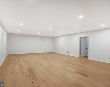 11109 Elmview Place - Photo Thumbnail 26