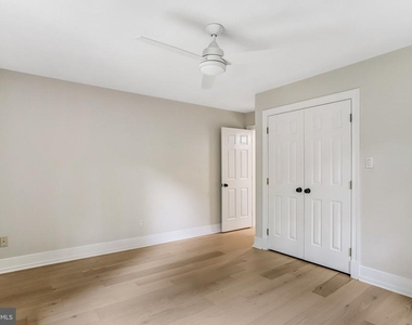 11109 Elmview Place - Photo Thumbnail 22
