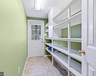 1432 Filene Court - Photo Thumbnail 30