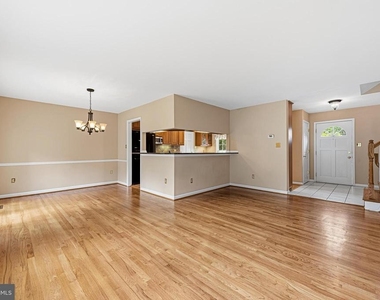 1432 Filene Court - Photo Thumbnail 3