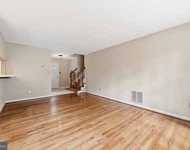 1432 Filene Court - Photo Thumbnail 4