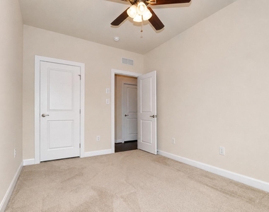 3171 Virginia Bluebell Court - Photo Thumbnail 35