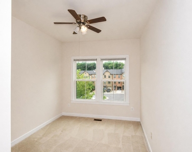 3171 Virginia Bluebell Court - Photo Thumbnail 36