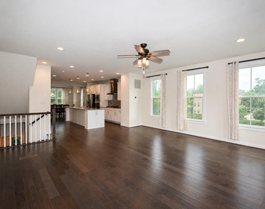 3171 Virginia Bluebell Court - Photo Thumbnail 8