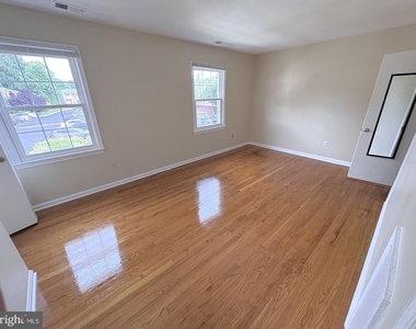 3156 Cedar Grove Drive - Photo Thumbnail 9