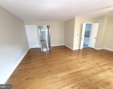 3156 Cedar Grove Drive - Photo Thumbnail 4