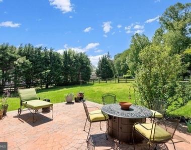 636 Walker Road - Photo Thumbnail 5