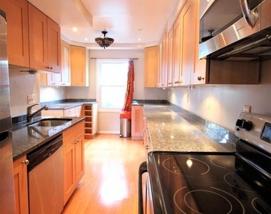 6603 Forbush Court - Photo Thumbnail 5