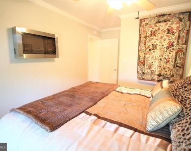 6603 Forbush Court - Photo Thumbnail 10