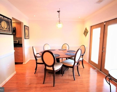 6603 Forbush Court - Photo Thumbnail 4