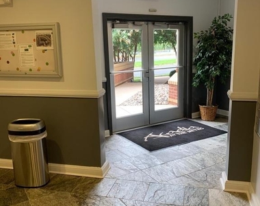 9480 Virginia Center Boulevard - Photo Thumbnail 10