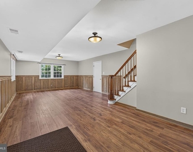 6443 Walters Woods Drive - Photo Thumbnail 45