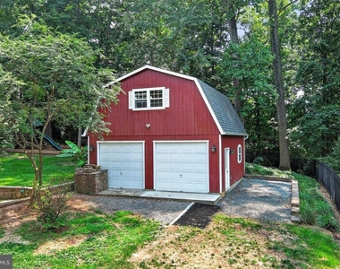 6443 Walters Woods Drive - Photo Thumbnail 93