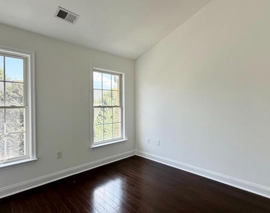 4208 Upper Park Drive - Photo Thumbnail 14