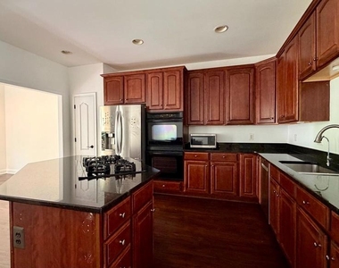 4208 Upper Park Drive - Photo Thumbnail 6