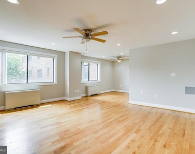 3515 Washington Boulevard - Photo Thumbnail 2