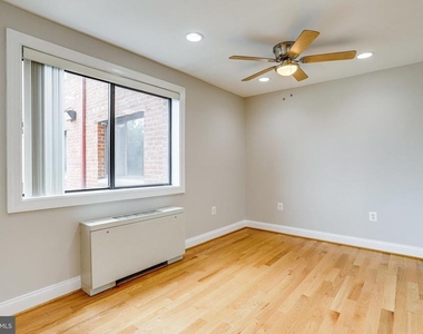 3515 Washington Boulevard - Photo Thumbnail 4