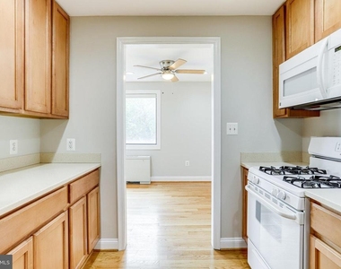 3515 Washington Boulevard - Photo Thumbnail 8