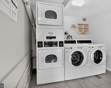 1210 N Taft Street - Photo Thumbnail 13