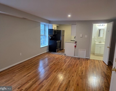 100 N 3rd Street - Photo Thumbnail 3