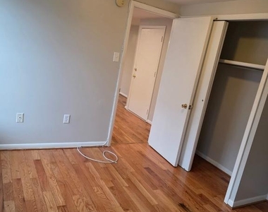 100 N 3rd Street - Photo Thumbnail 5