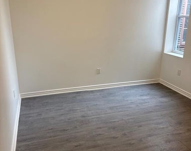 1733 W Erie Avenue - Photo Thumbnail 7