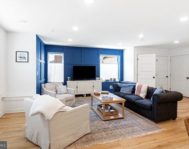 1206 N Orianna Street - Photo Thumbnail 2