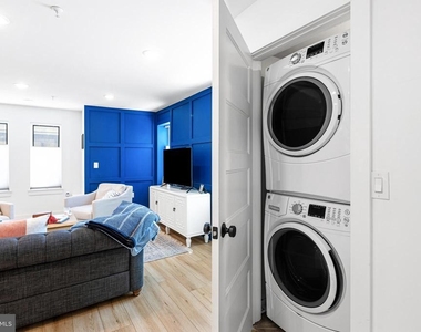 1206 N Orianna Street - Photo Thumbnail 5