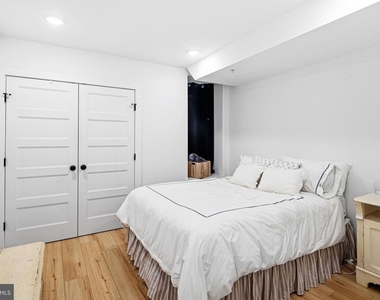1206 N Orianna Street - Photo Thumbnail 11
