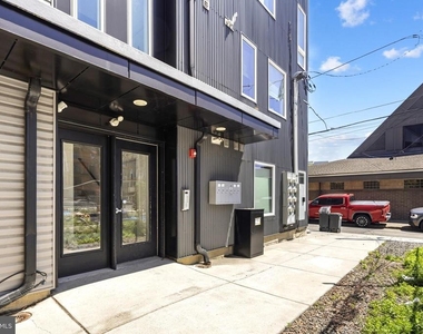 1206 N Orianna Street - Photo Thumbnail 13