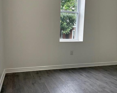 1733 W Erie Avenue - Photo Thumbnail 10