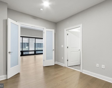 1300 Chestnut Street - Photo Thumbnail 16
