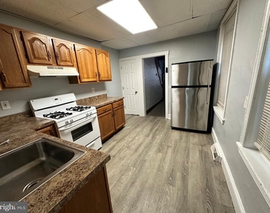 1836 E Westmoreland Street - Photo Thumbnail 2