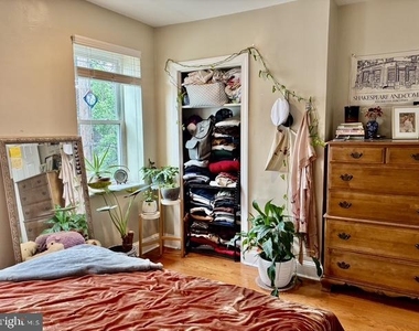 719 Sears Street - Photo Thumbnail 13