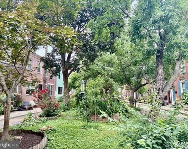 719 Sears Street - Photo Thumbnail 20