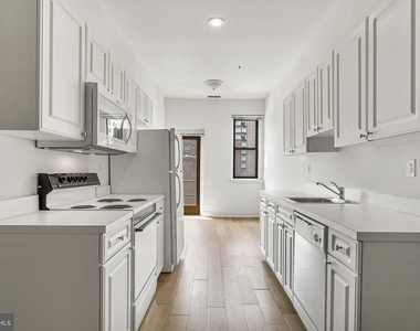 1300 Chestnut Street - Photo Thumbnail 11