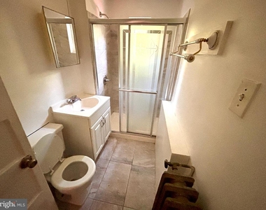 1723 Mount Vernon Street - Photo Thumbnail 7