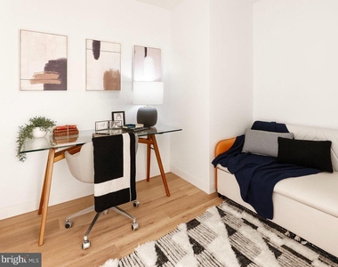 210 S 12th Street - Photo Thumbnail 8