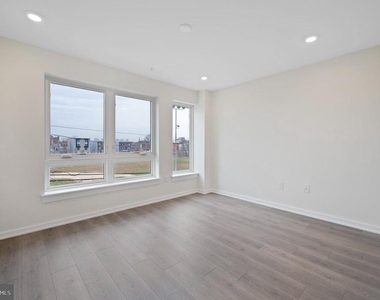 1721 N 21st Street - Photo Thumbnail 6