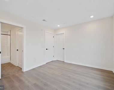 1721 N 21st Street - Photo Thumbnail 7