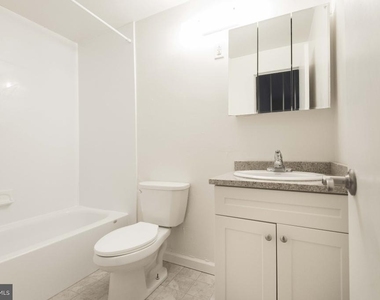 1218 Walnut Street - Photo Thumbnail 10