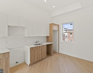 3952 Lancaster Avenue - Photo Thumbnail 4