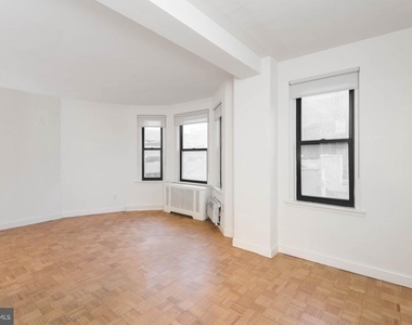 1218 Walnut Street - Photo Thumbnail 8