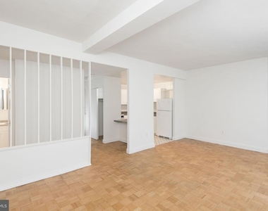1218 Walnut Street - Photo Thumbnail 7