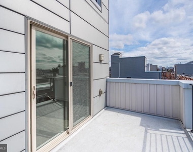 2137 Cross Street - Photo Thumbnail 26