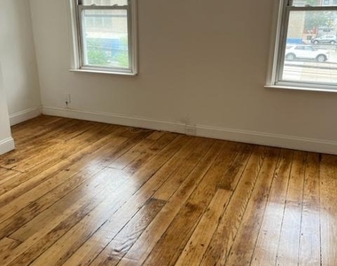 1622 Montrose Street - Photo Thumbnail 7