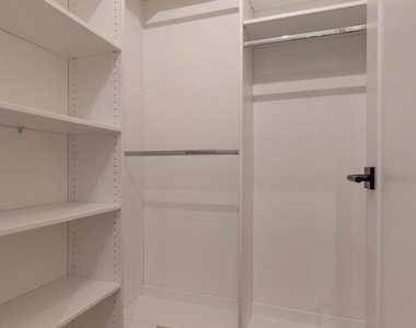 1421 E Columbia Avenue - Photo Thumbnail 17