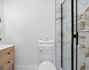512 S Yewdall Street - Photo Thumbnail 27